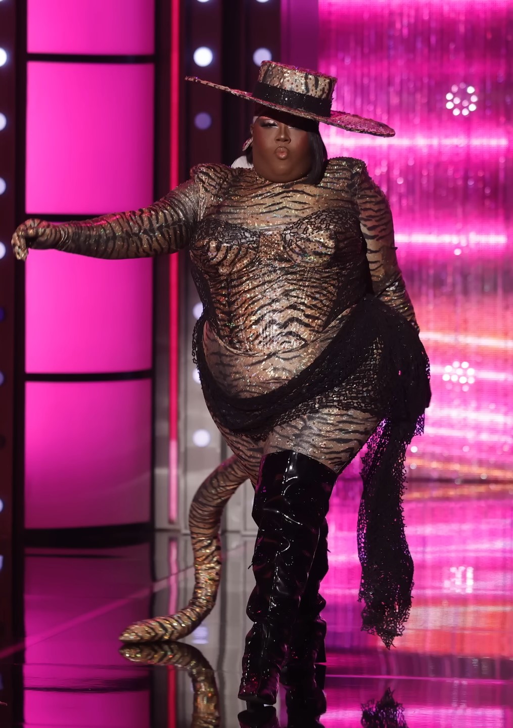 Kenya Pleaser – Animal Attraction