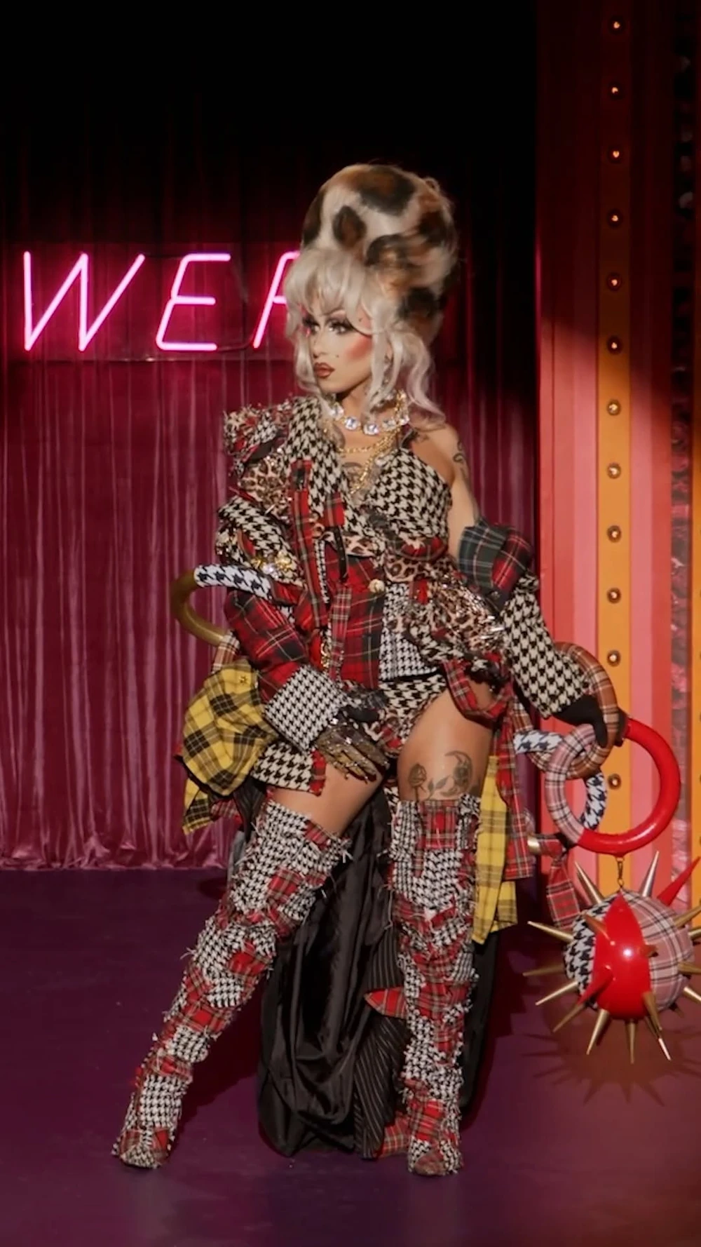 Discord Addams – Entrance