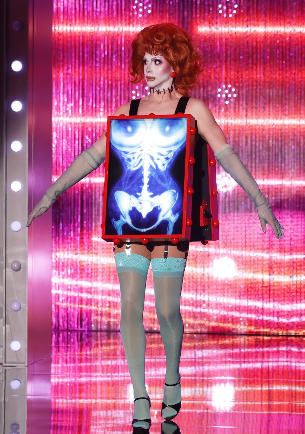 Darlene Mitchell – I Can See Right Through Her