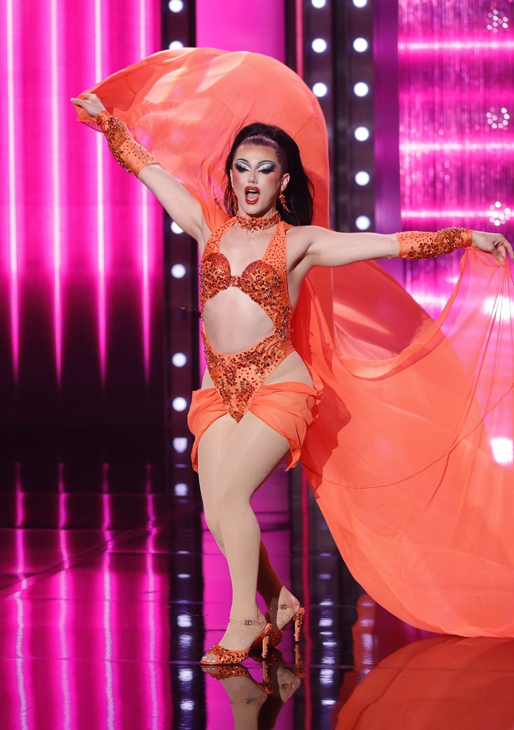 Myki Meeks – Swept Away